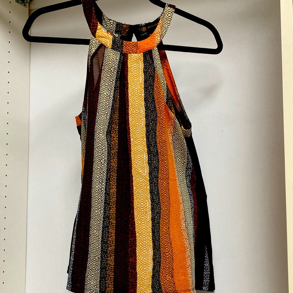 Like new - high neck shell - size M
